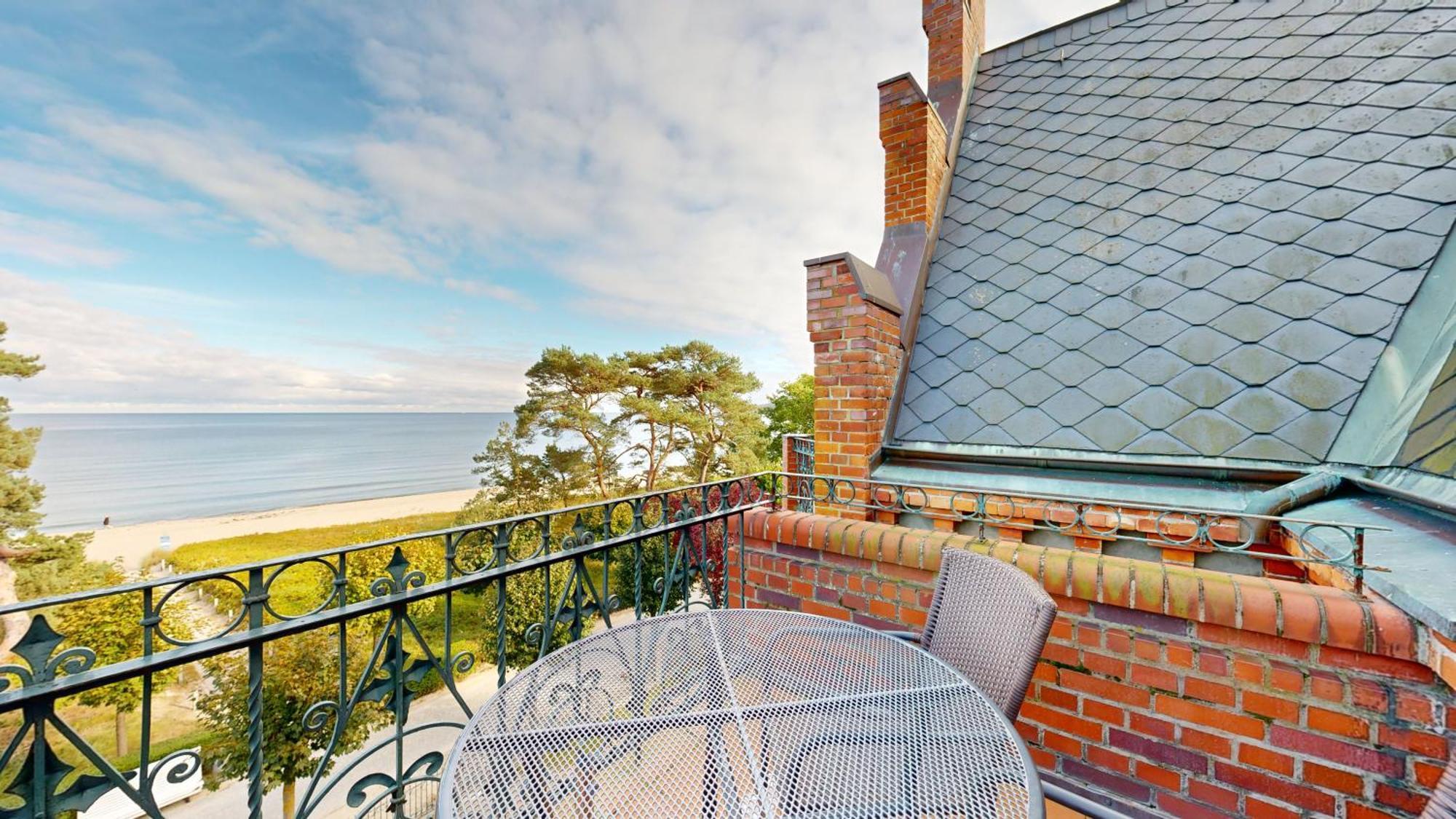 Direkt Am Mit Meerblick Und Balkon,villa Glueckspilz, Apartment