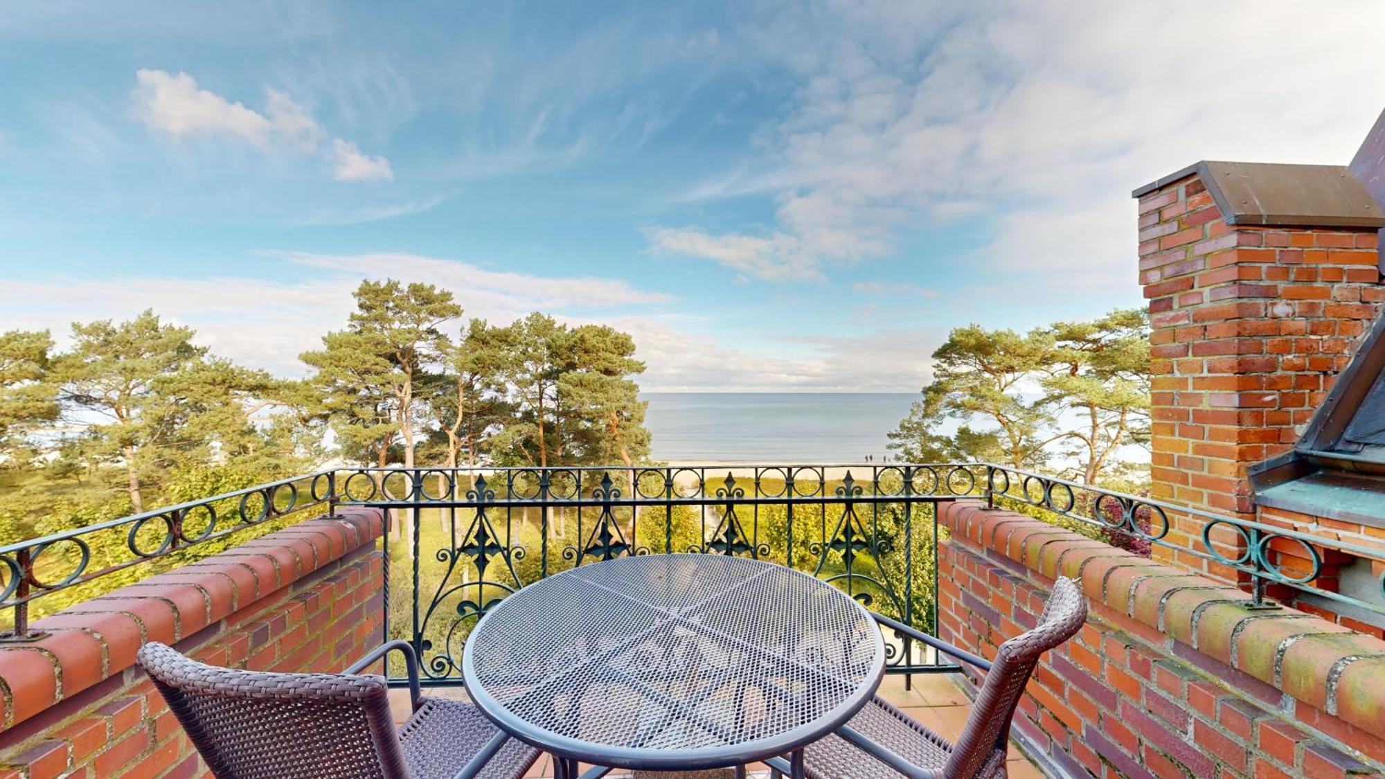 Direkt Am Mit Meerblick Und Balkon,villa Glueckspilz, Apartment *