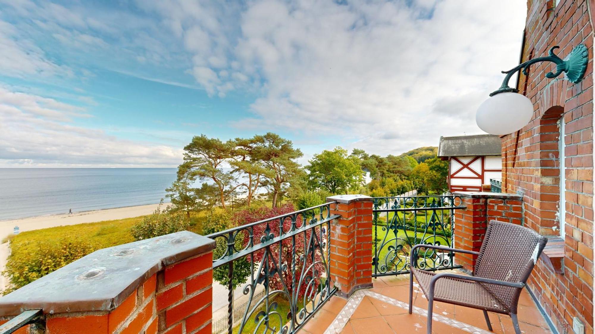 Direkt Am Mit Meerblick Und Balkon,villa Glueckspilz,